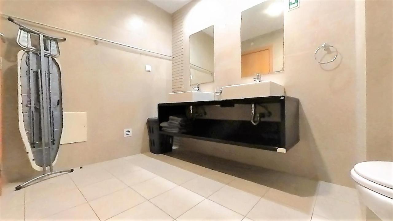 Apartamentos Turisticos Rocha Tower 4 Portimao Exterior photo